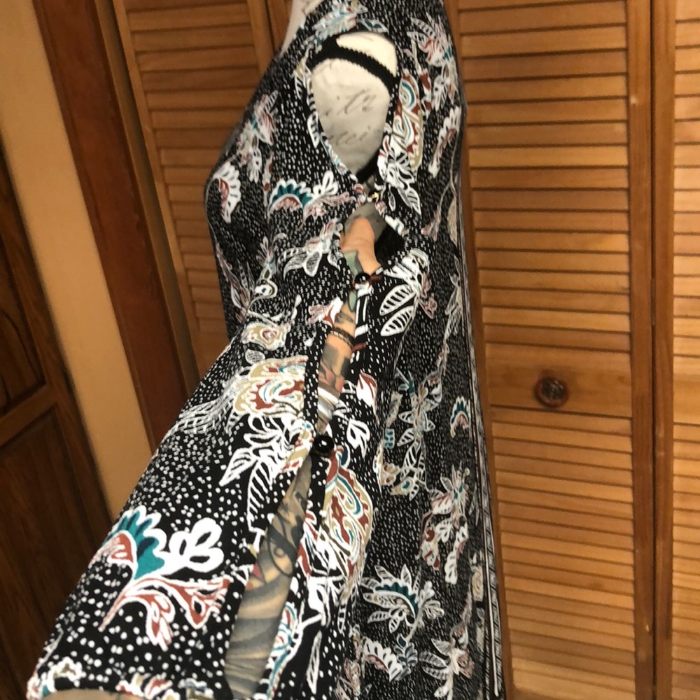 Dress - Picture 2 of 6
